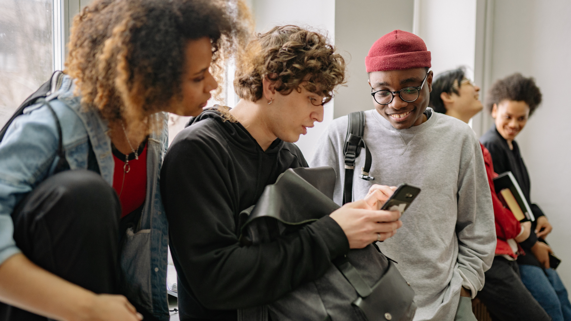 Bell-to-Bell Cell Phone Ban Coming to New Hampshire Schools